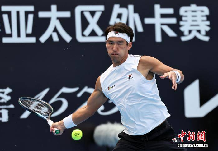 2026澳网亚太区外卡赛：布云朝克特战胜哈萨克斯坦选手进入男单决赛