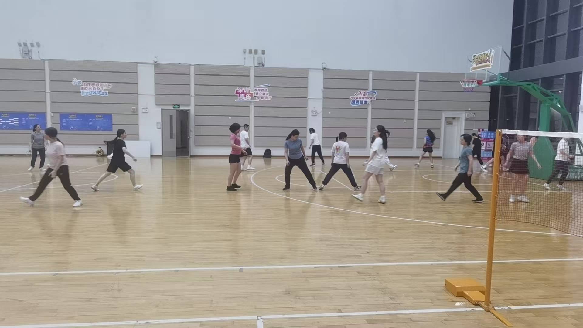 【震惊！】深圳这5家羽毛球机构，让你秒变球场高手！