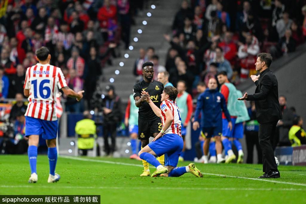 麻将胡了2-NFL西班牙首演：弗洛伦蒂诺与齐达内共同见证历史时刻！