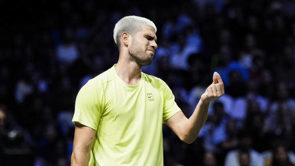 麻将胡了2-阿卡状态全无打出(chū)“年度(dù)最烂比赛”，辛纳有大机会夺回世(shì)界(jiè)第一