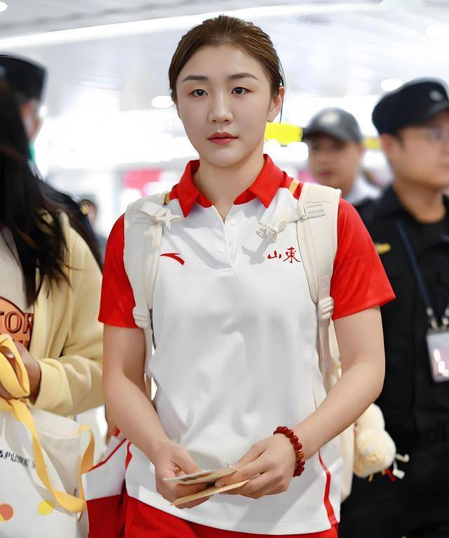 中国乒协官宣陈梦喜讯，王曼昱当初说得没错！