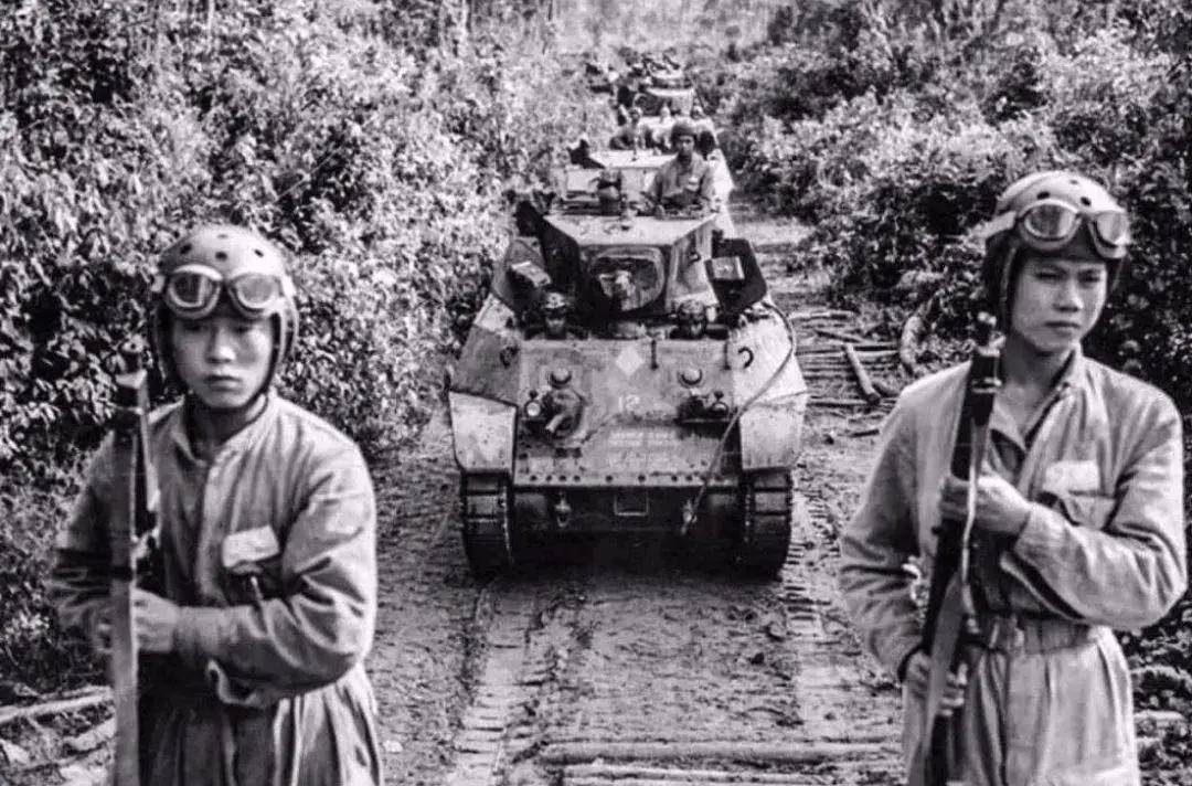 解放军打黄维有多难？陈赓回忆：为打坦克一天内三个半连全部牺牲