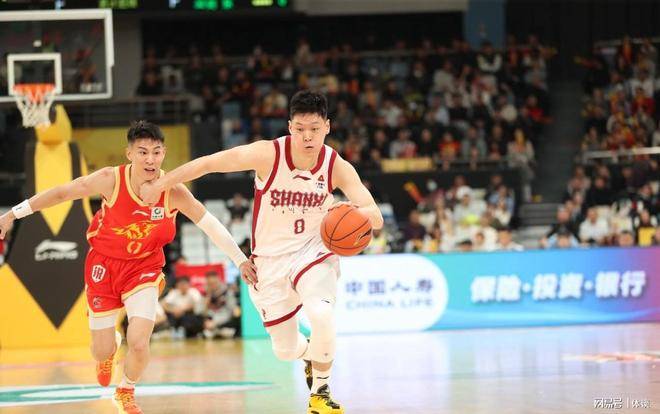 孙铭徽超越四双王 原帅、张宁8投0中 CBA揭幕战浙江胜山西