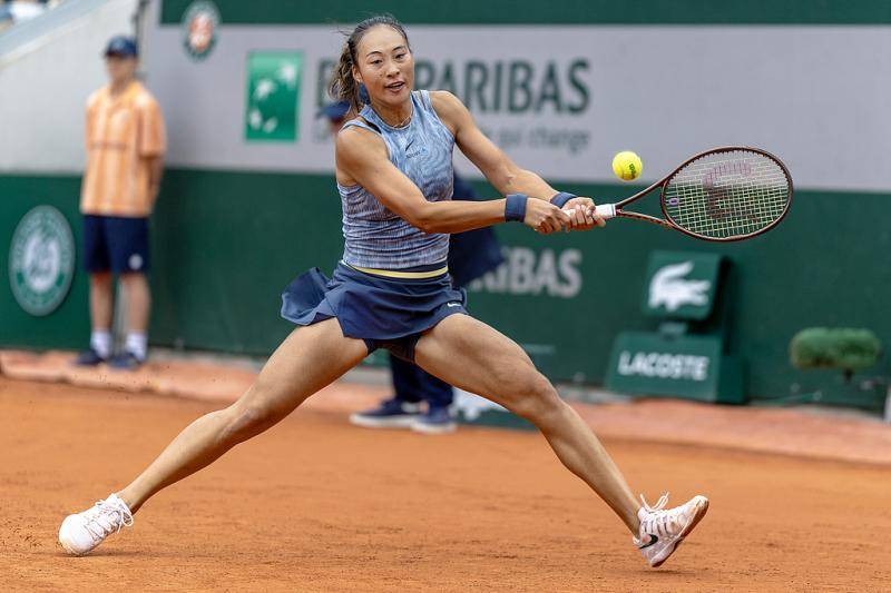 网球｜落后“新一姐”王欣瑜51分，郑钦文马德里复出任重道远